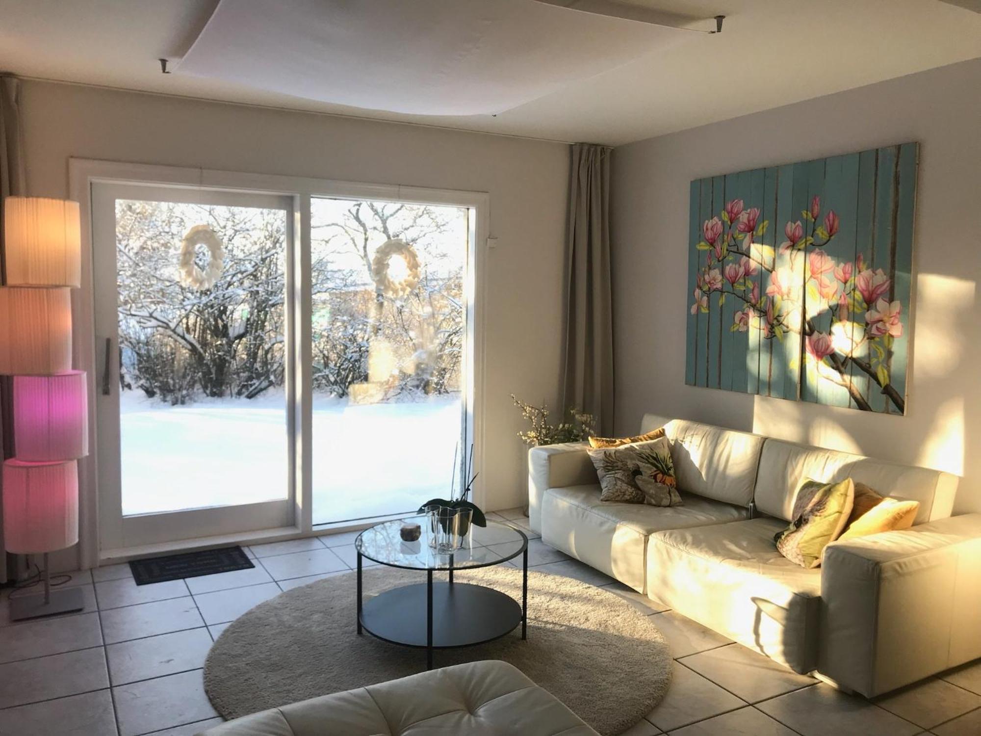 Casa Disa - A Boutique In City's Park And Botanical Garden In Laugardalur, Hot-spring-valley Appartement Reykjavík